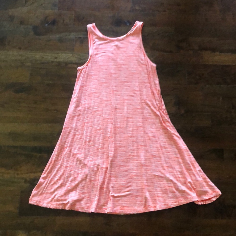 Sleeveless Orange and White Dress!!